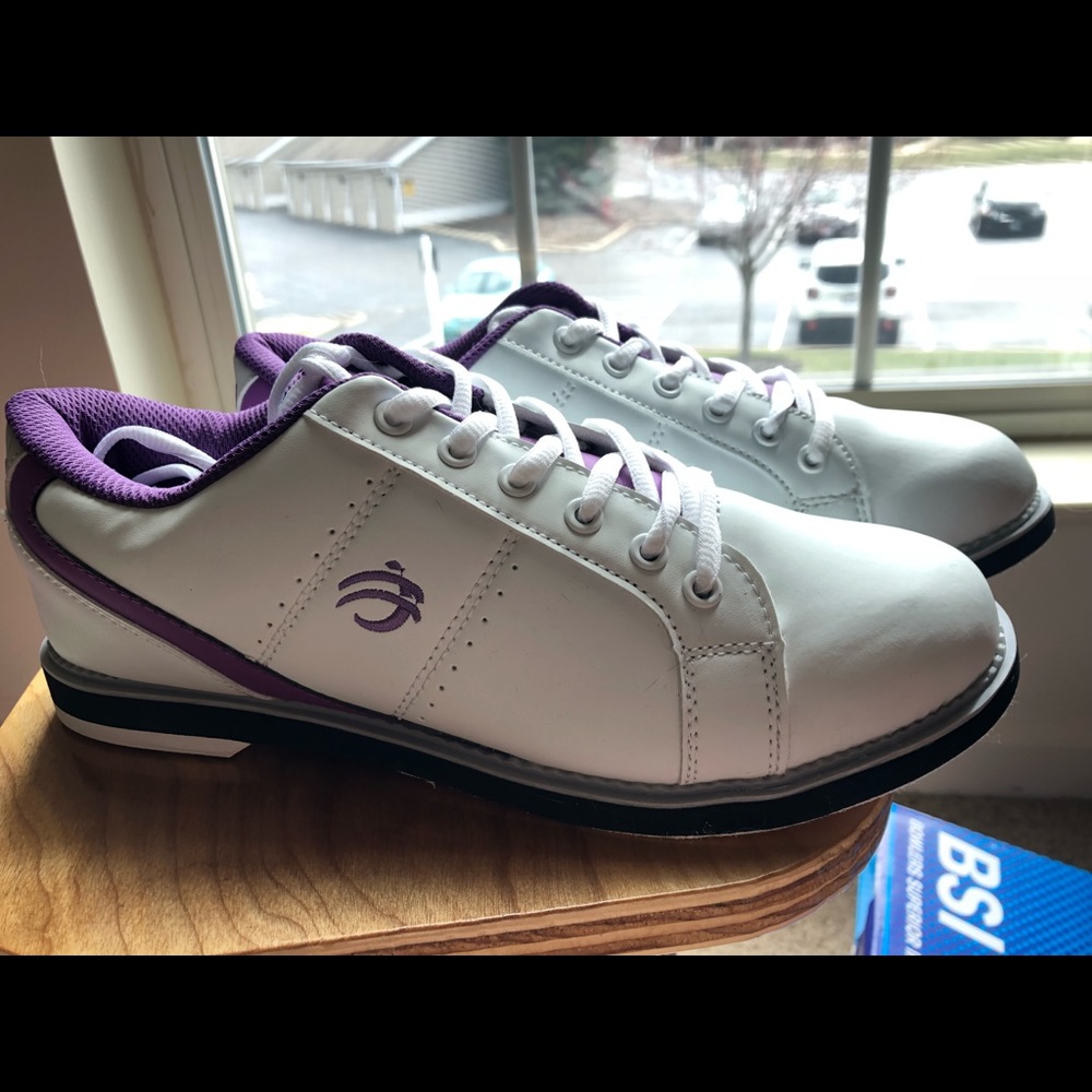 Bowling shoes